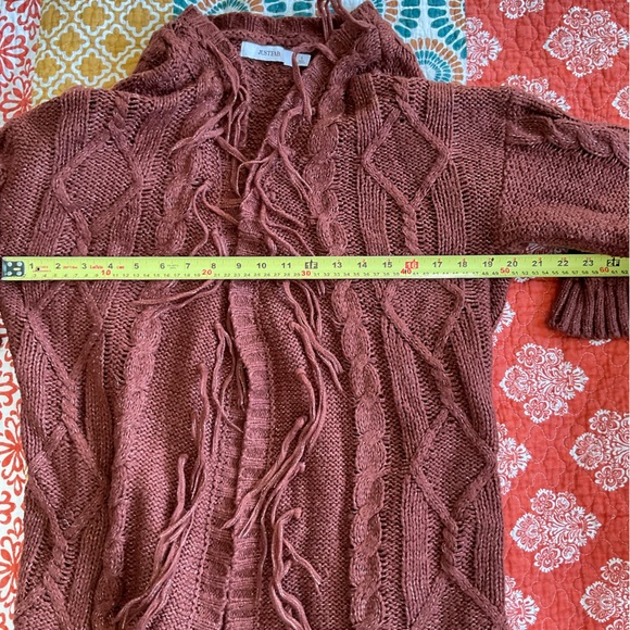 Fringed Women’s Cardigan - Picture 3 of 6